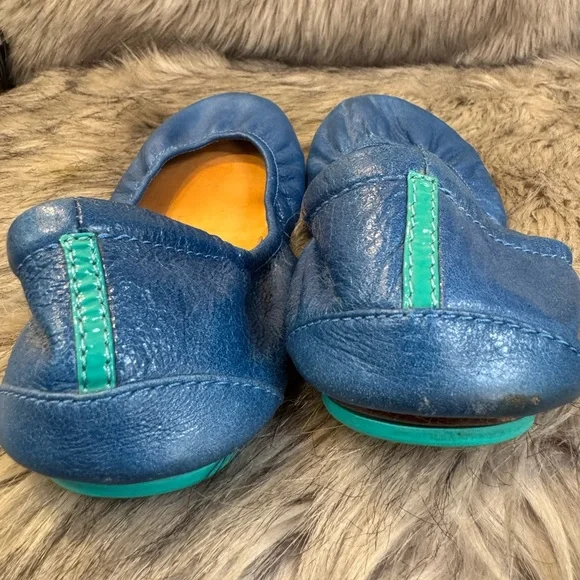 Tieks Blue Leather Flats - Picture 8 of 10